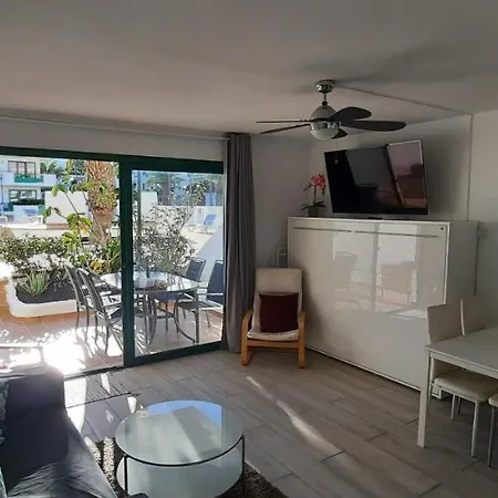 Lanzarote Apartment: Beachfront Oasis In Apartment *