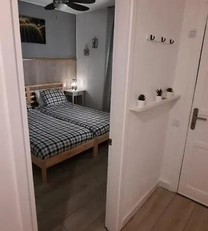 דירה Lanzarote-beach-apartment, Cucharas Beach, -- 1 Minute Walk From Main Square, 35 Meters From קוסטה טגוויסה