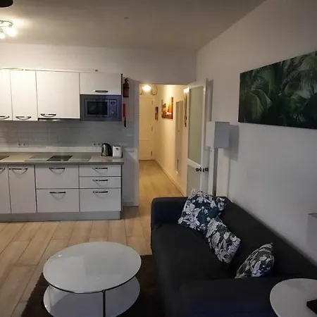 דירה Lanzarote-beach-apartment, Cucharas Beach, -- 1 Minute Walk From Main Square, 35 Meters From
