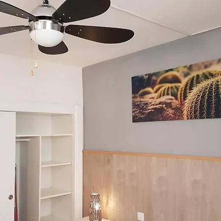 Lanzarote-beach-apartment, Cucharas Beach, -- 1 Minute Walk From Main Square, 35 Meters From Apartamento