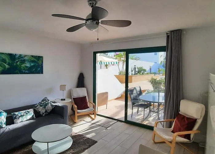 公寓 Lanzarote-beach-apartment, Cucharas Beach, -- 1 Minute Walk From Main Square, 35 Meters From *