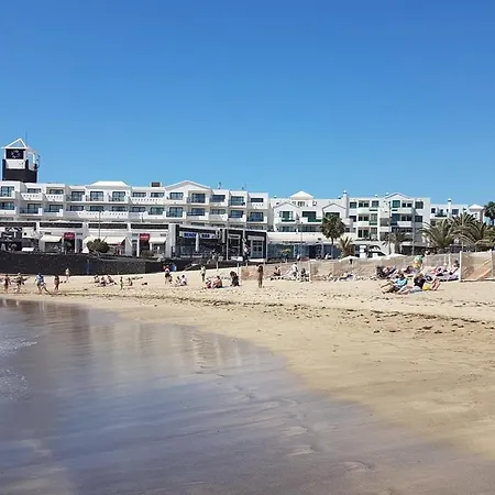 Lanzarote-beach-apartment, Cucharas Beach, -- 1 Minute Walk From Main Square, 35 Meters From Lejlighed *
