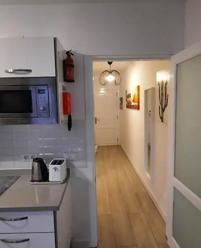 Lanzarote-beach-apartment, Cucharas Beach, -- 1 Minute Walk From Main Square, 35 Meters From 公寓 *